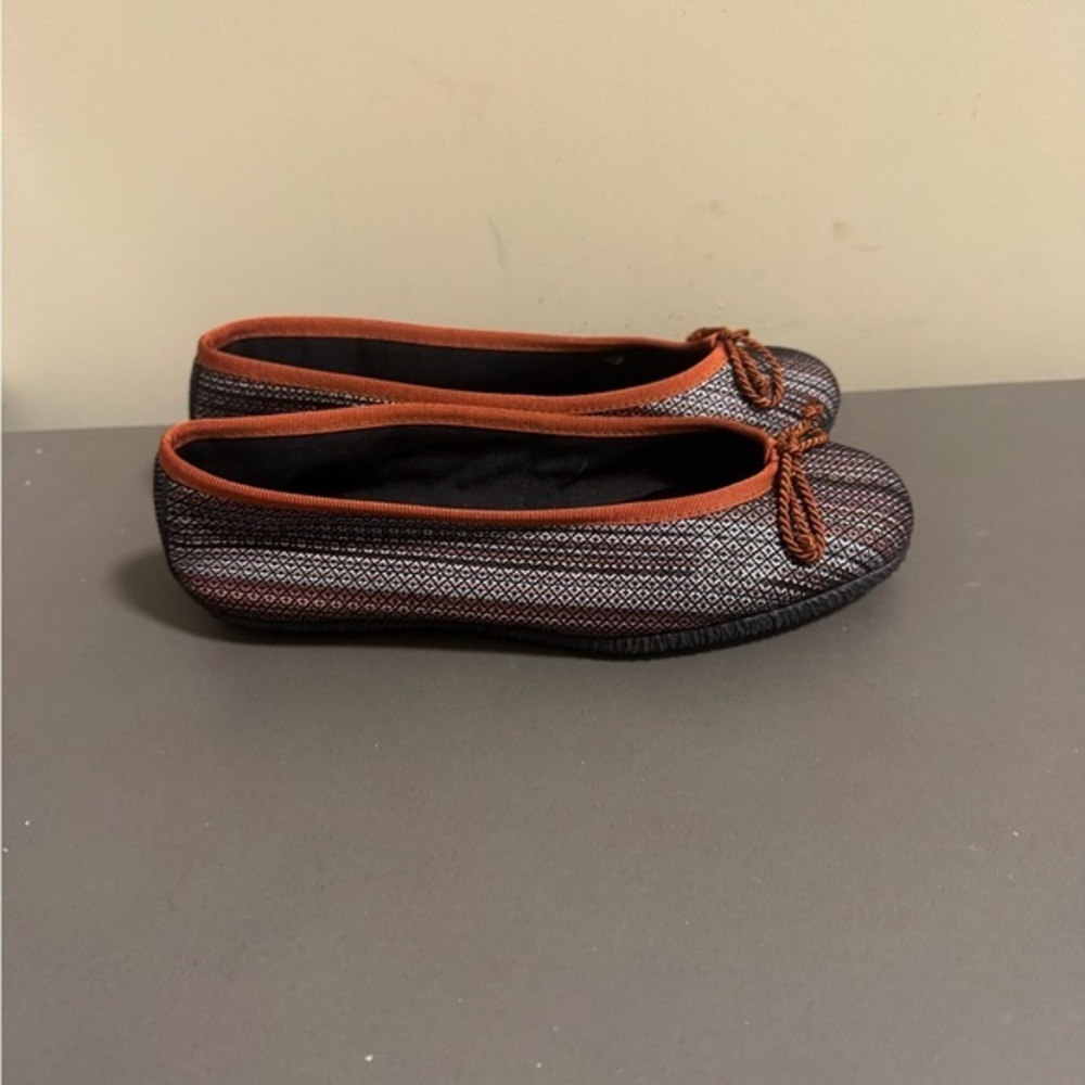 Women’s Kokua Ballet Flats Like New Size 5
